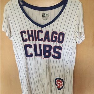 Chicago Cubs t-shirt Womens size small